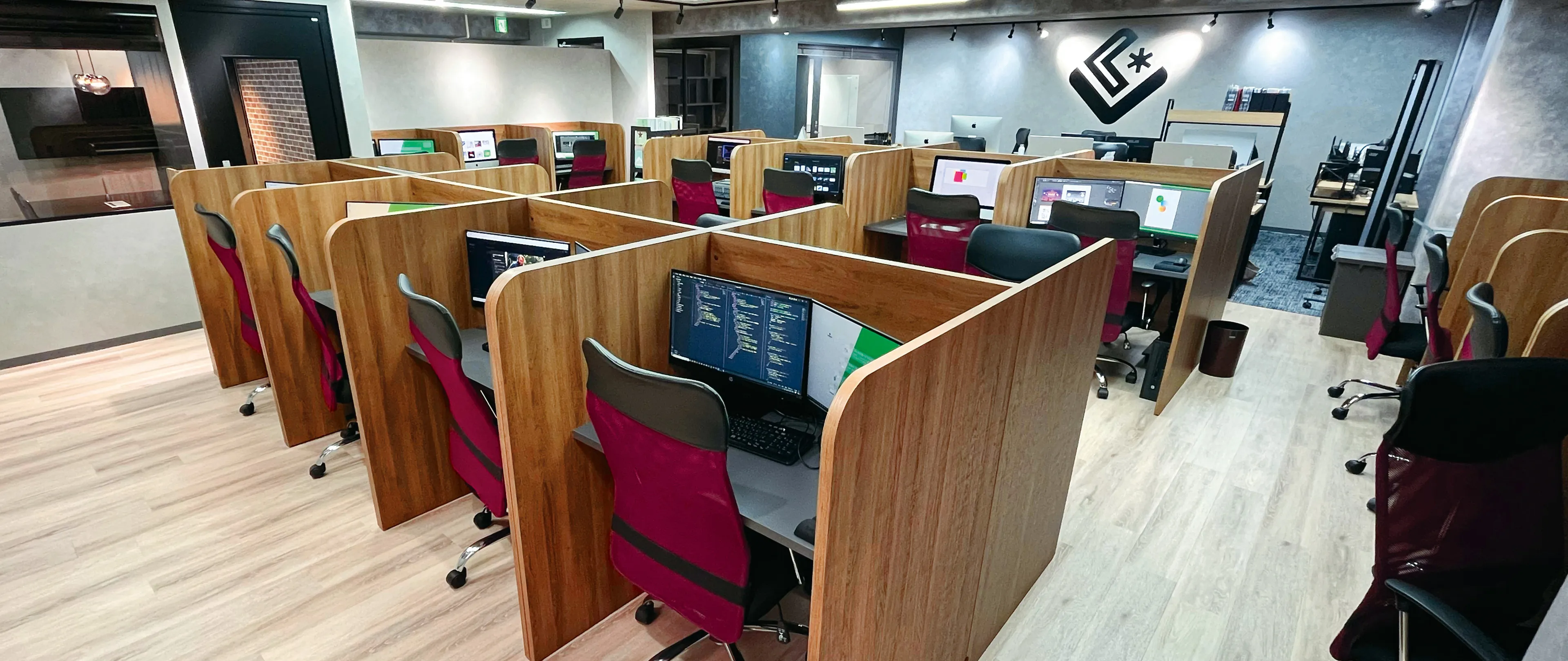 エルバイエル堺筋本町事業所内の紹介画像