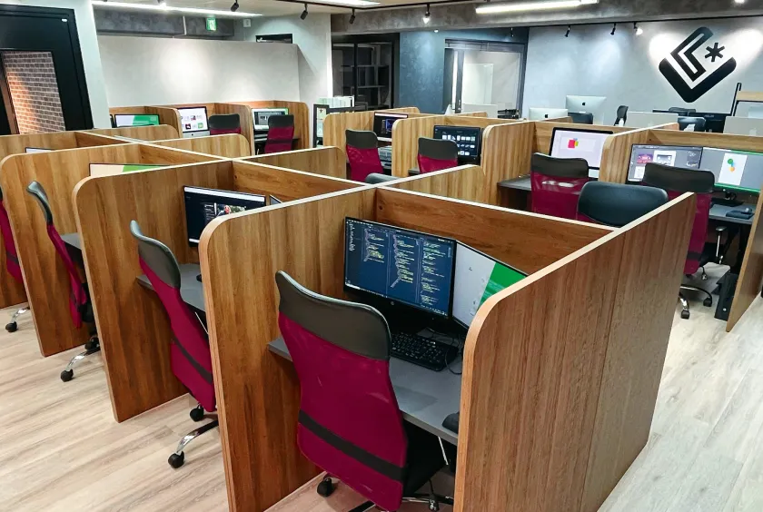 就労移行支援事業所LbyL*(エルバイエル)堺筋本町